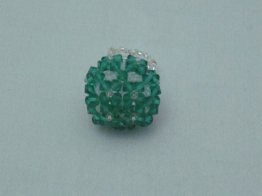 Green cocktail ring (292a)