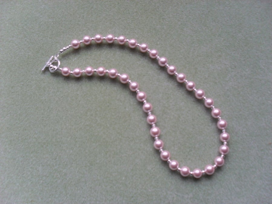 Pink Shell Pearl Necklace