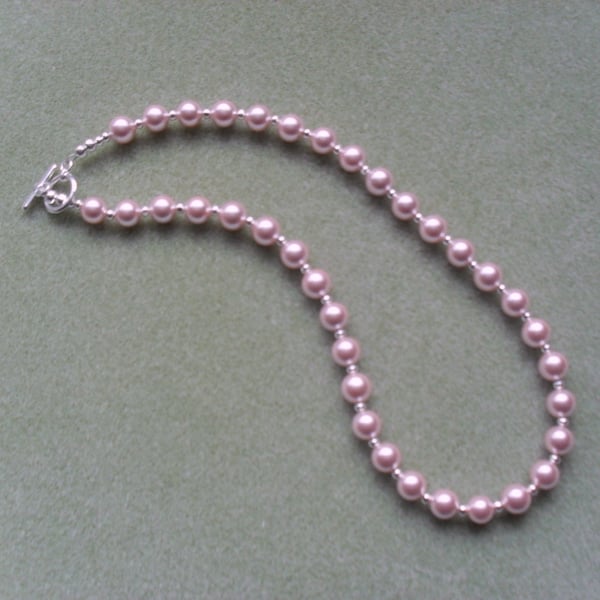 Pink Shell Pearl Necklace