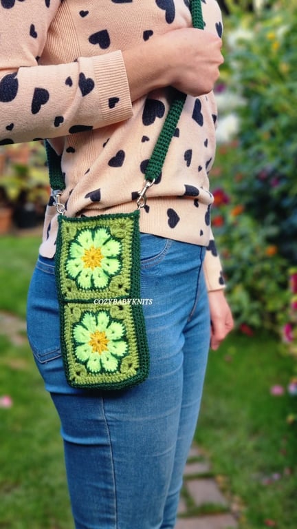 CROSSBODY PHONE BAG   (1)