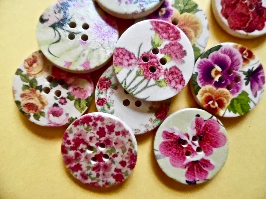 10 x 30mm Flat Wood Flower Buttons 4 holes