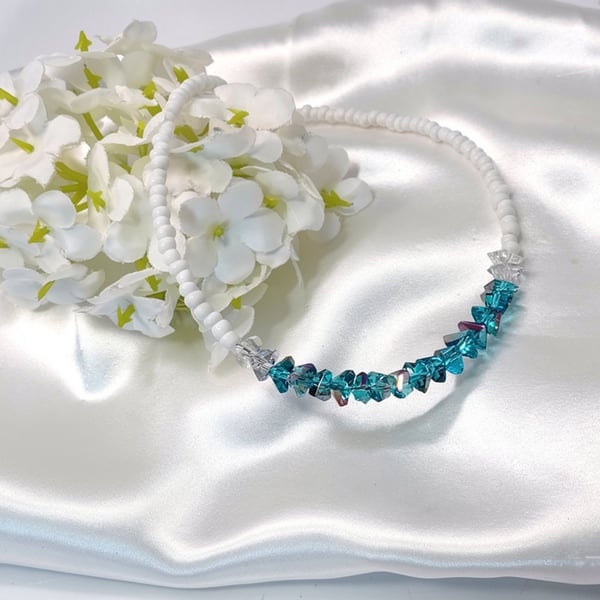 Blue Triangle Glass Anklet