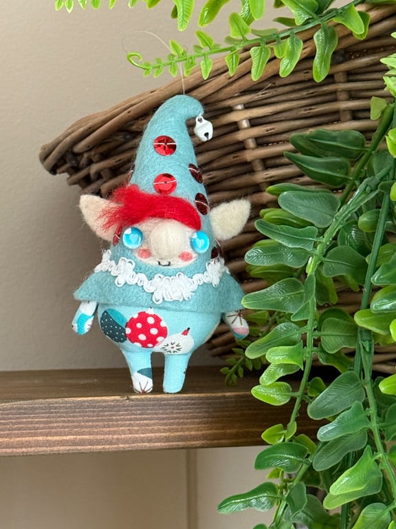 Christmas Bauble Elf