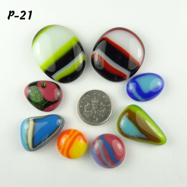 Fused glass cabochons flat backed perfect for jewellery making (P-21)