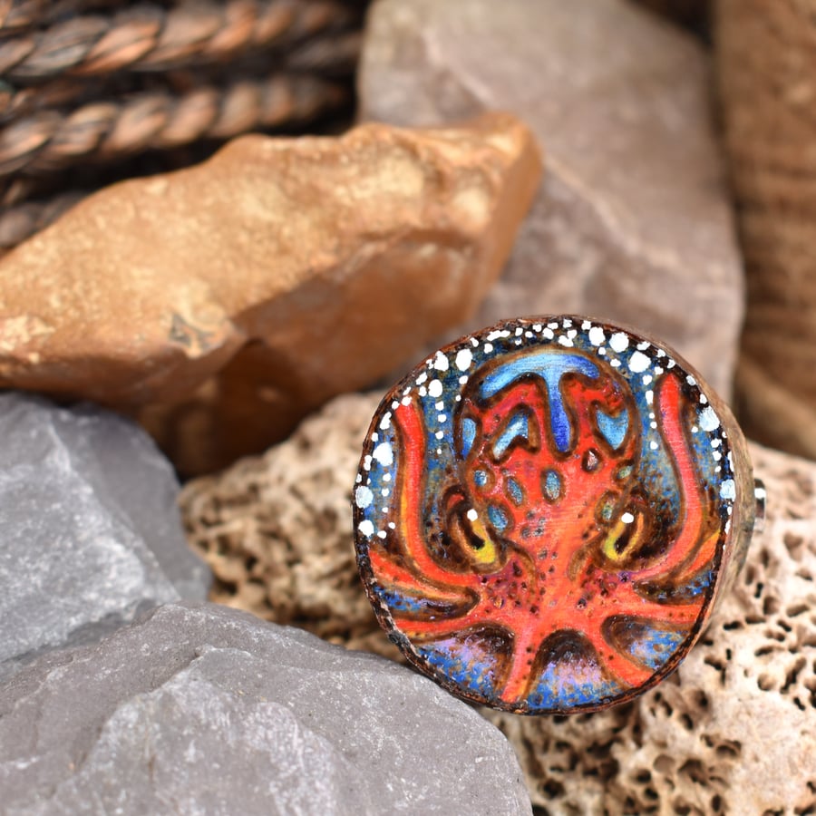 Curious Octopus, wooden tree slice pyrography brooch. Rustic branch pin.