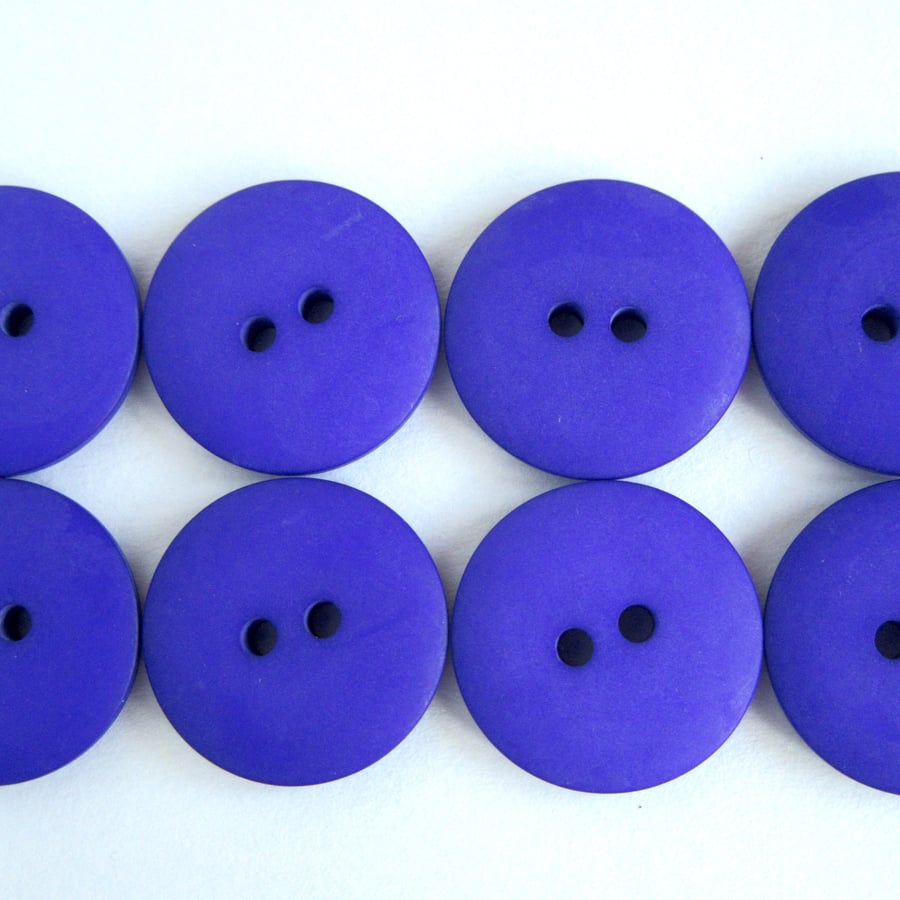 8 x Violet Buttons 