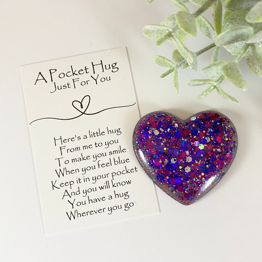 Raspberry Fizz Chunky Glitter Resin Pocket Hug Heart & Card