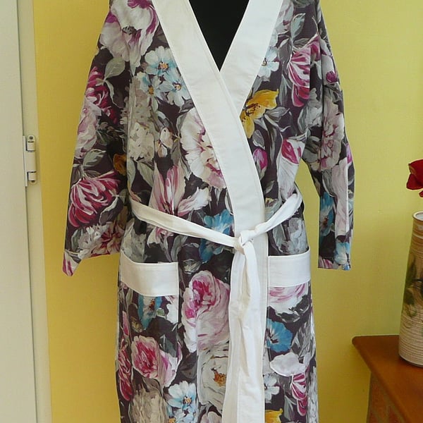 Kimono bath robe organic cotton floral dressing gown repurposed upcycled duvet 