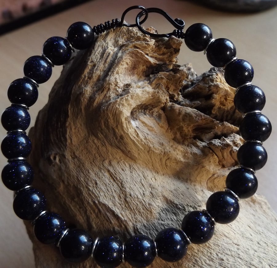 Blue sandstone bracelet
