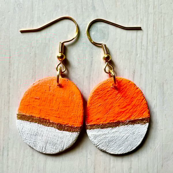 Retro style wooden earrings orange, gold and white with gold-plated hooks