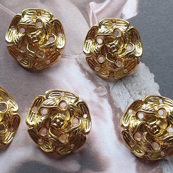 1" 25mm 40L medium weight Gold shank Buttons from Italy