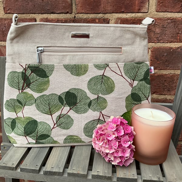 Pretty Leaf Organiser Shoulder Bag