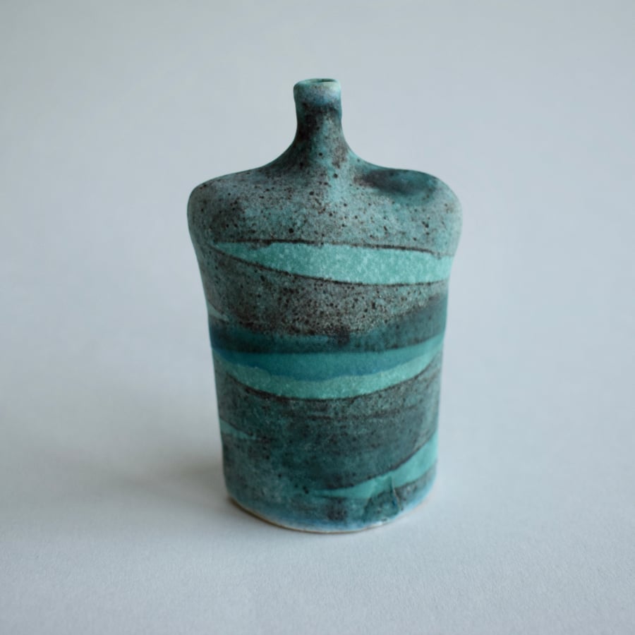 Waves Bottle in Stoneware Ceramic
