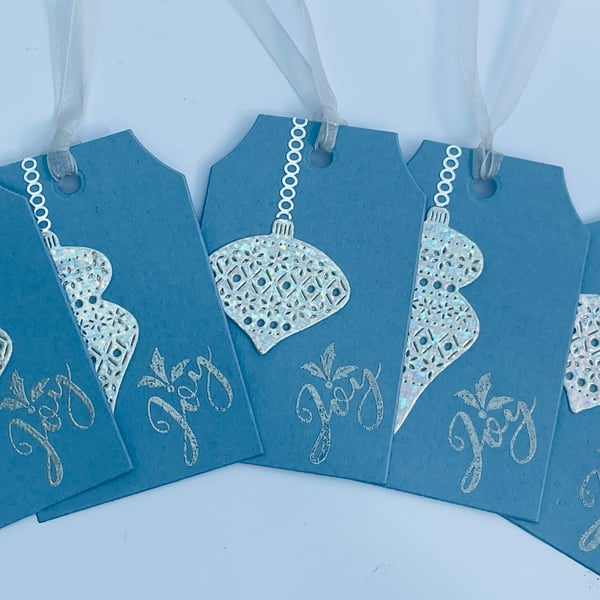 Set of 5 clean and classic Christmas bauble gift tags
