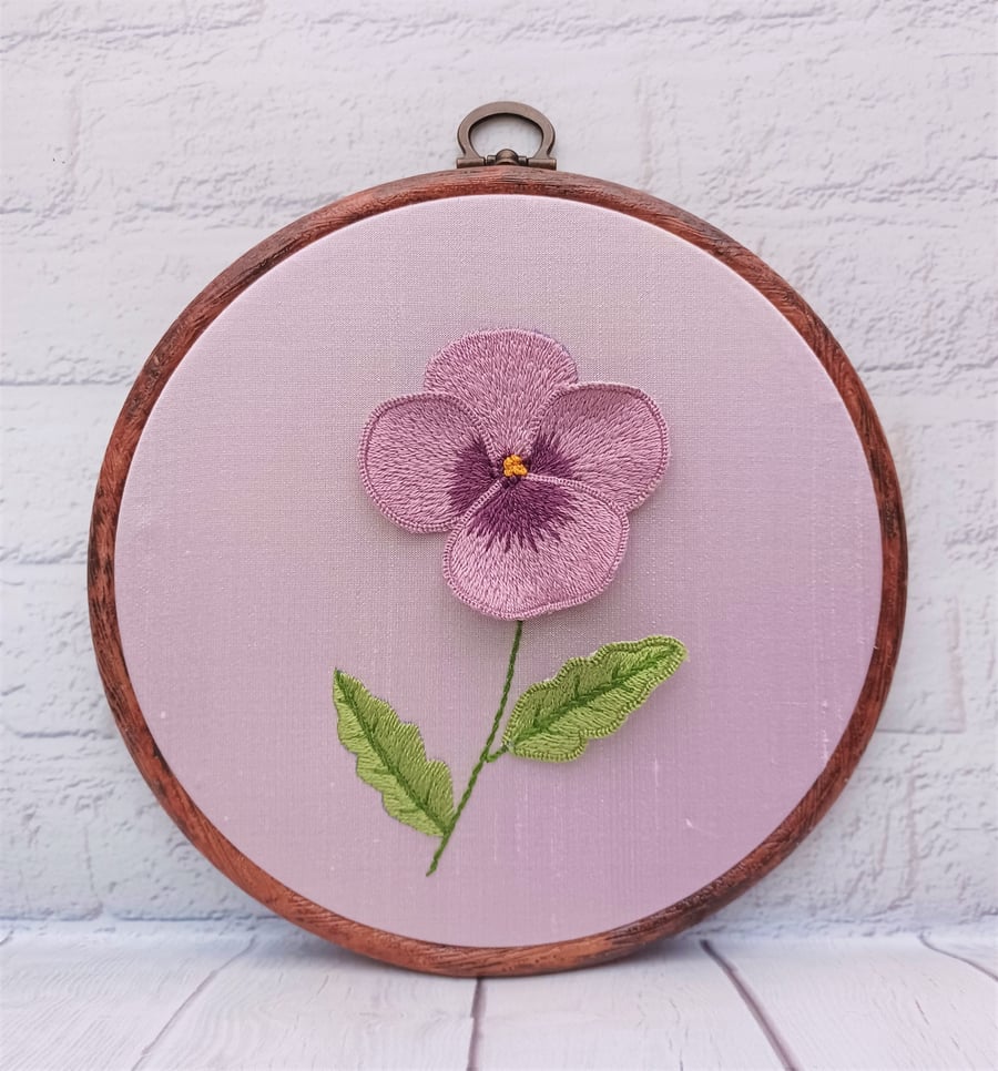 Stumpwork Pansy, Pansy Embroidery, Stumpwork Embroidery, 3D Embroidery, Purple F