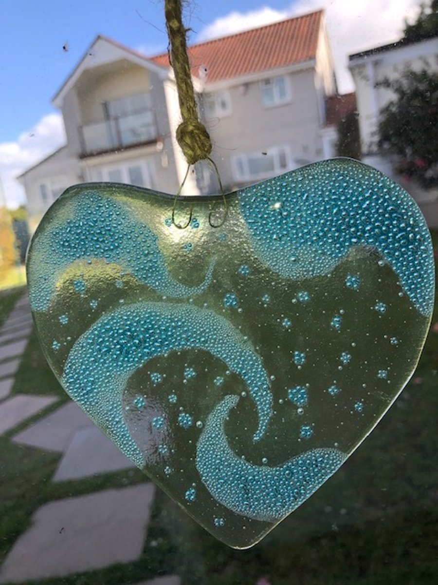 Heart wave bubble art sun catcher