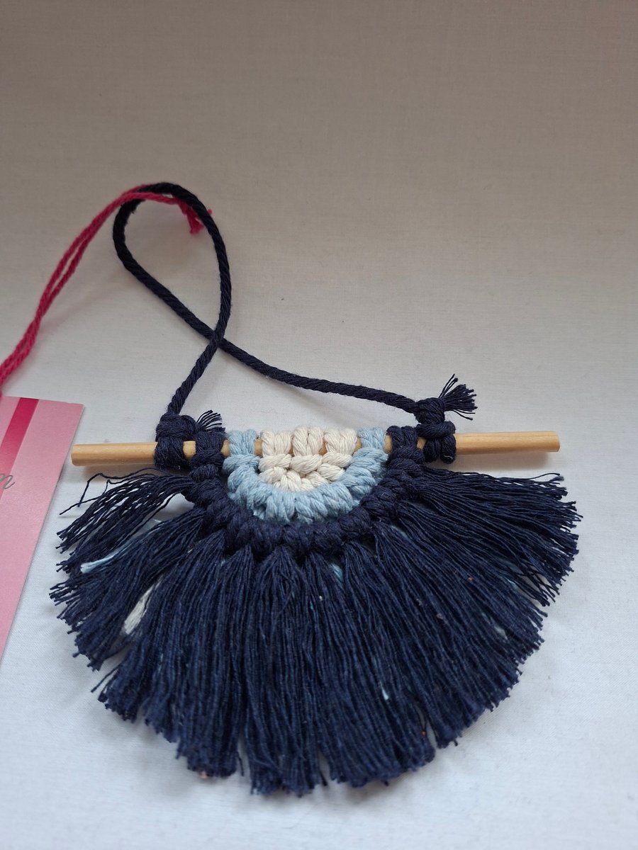 Macrame mini wall hanging