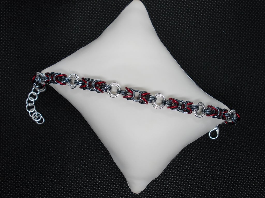 Sale - Black and red byzantine bracelet
