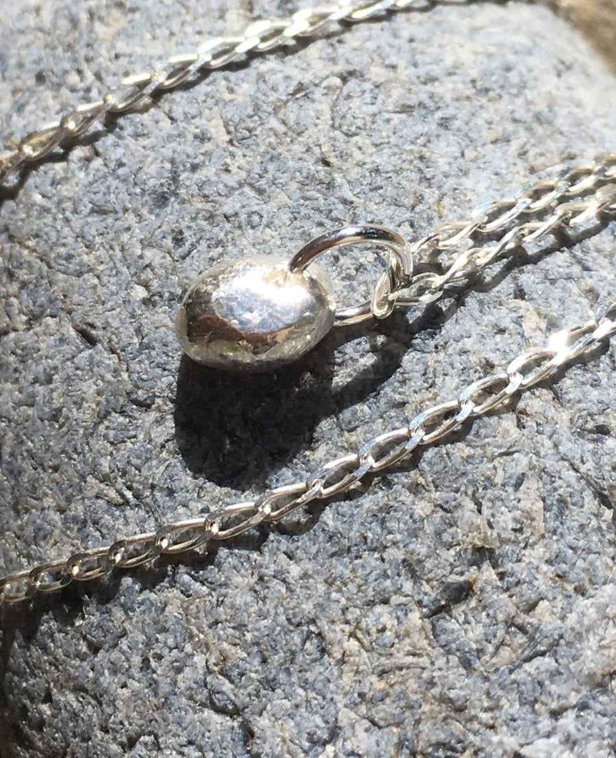Pebble Necklace