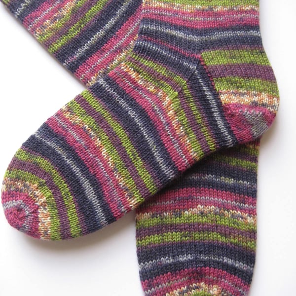 hand knit womens mismatched wool socks UK 5-7