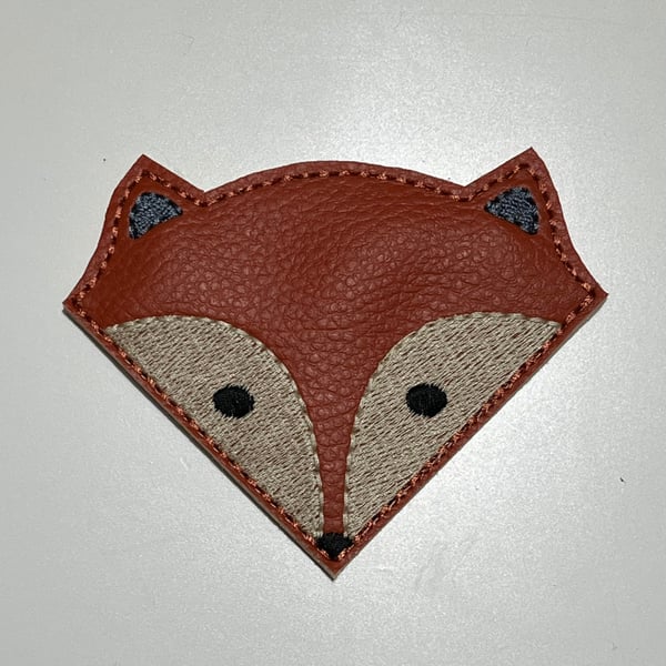 Embroidered Fox Corner Bookmark: Vinyl Animal Bookmark