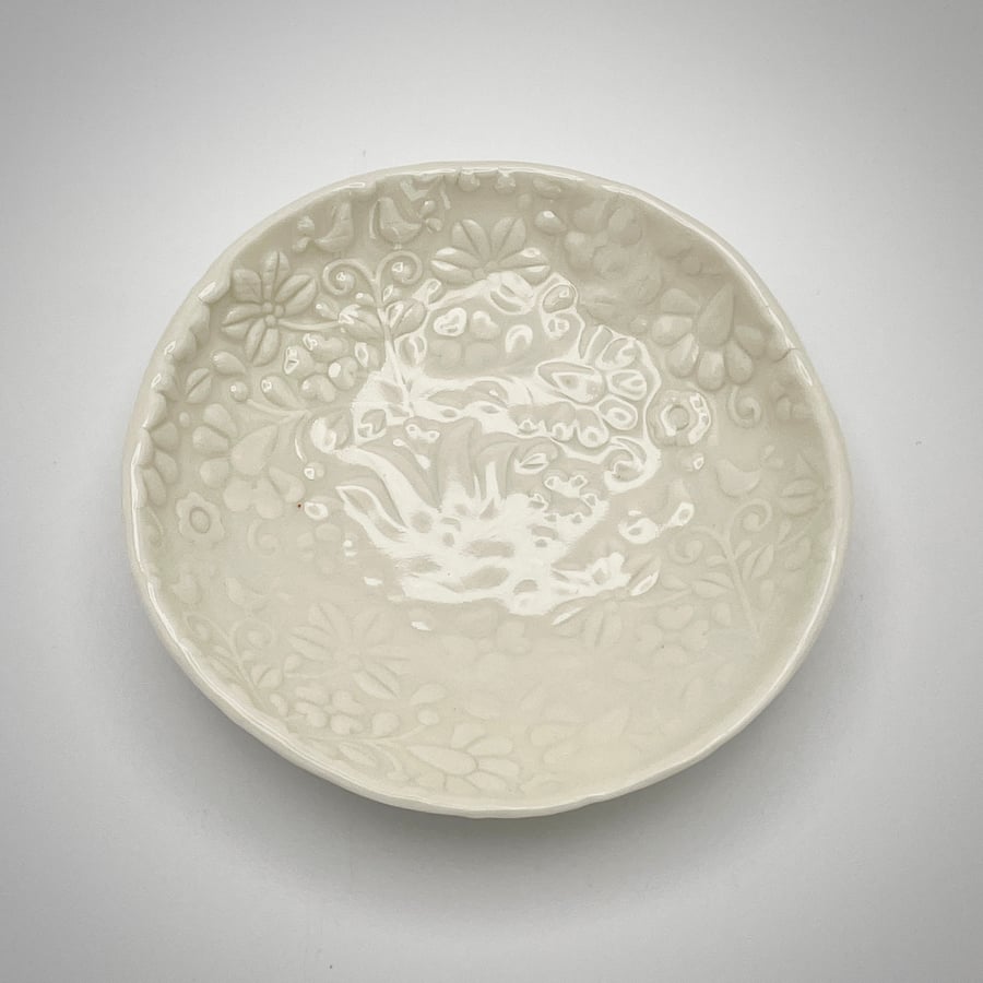 NEW!  White porcelain botanical embossed  trinket dish 
