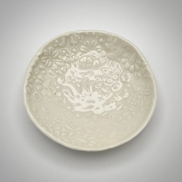 NEW!  White porcelain botanical embossed  trinket dish 