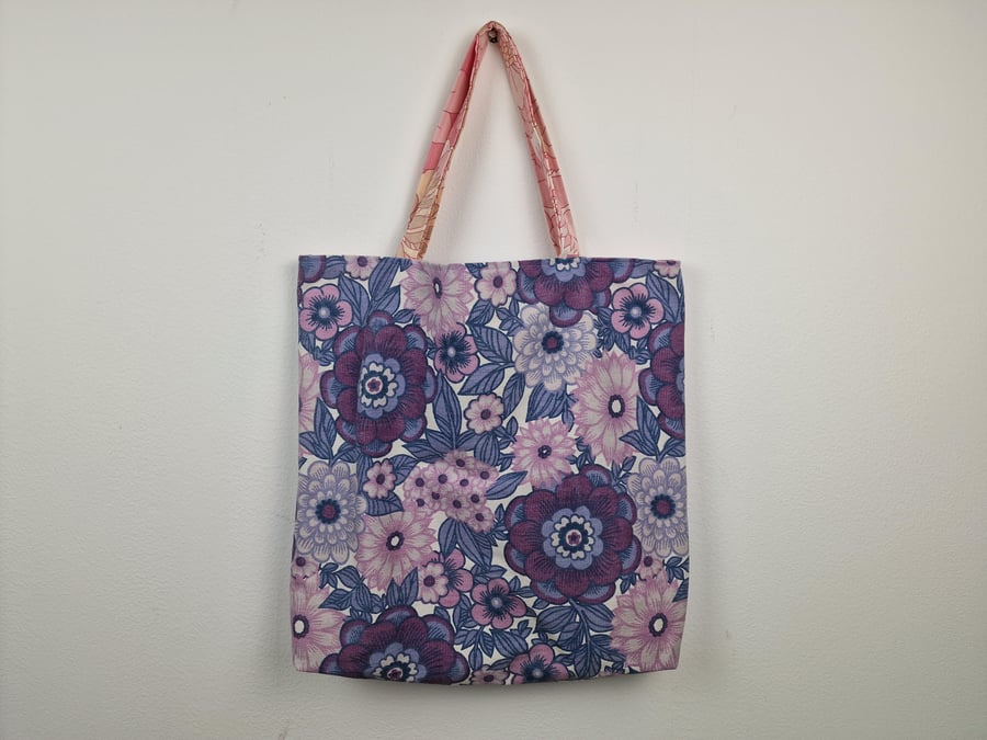Vintage 1960s 1970s floral print fabric shoulder tote bag