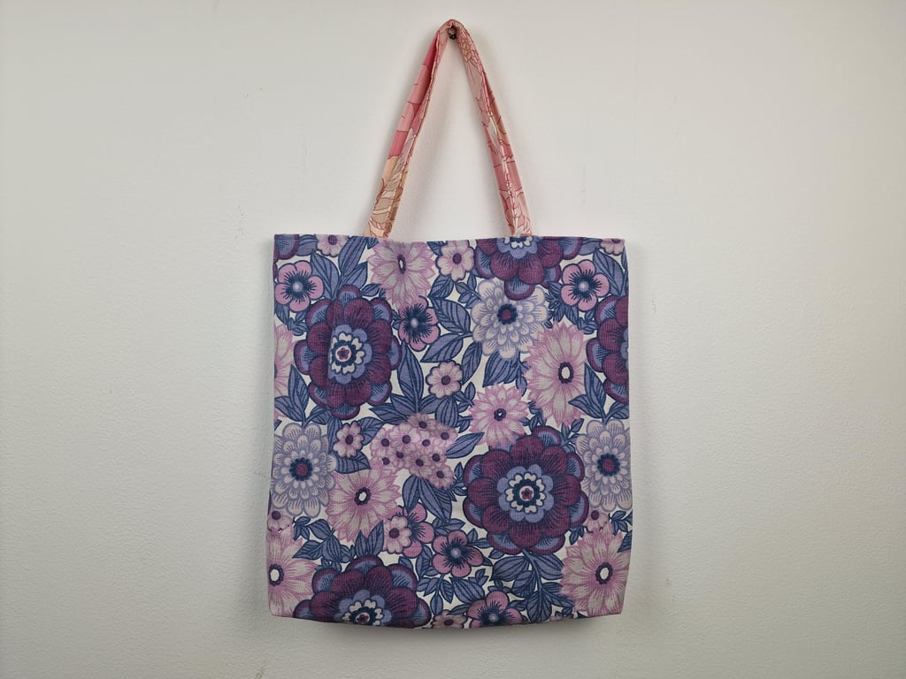 Vintage 1960s 1970s floral print fabric shoulder tote bag