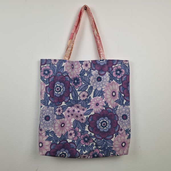 Vintage 1960s 1970s floral print fabric shoulder tote bag