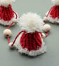Macrame Santa hat garland - Image 7