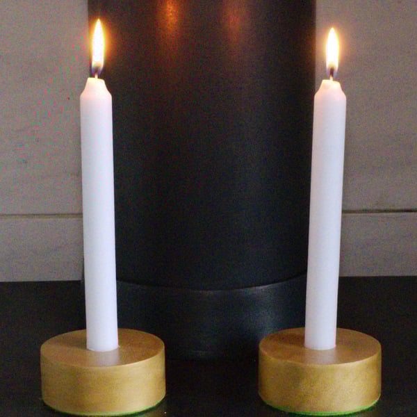 Round candle base