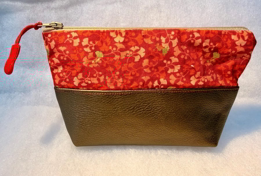 Gold ginkgo - Small zipped pouch for makeup, cosmetics, medication etc...