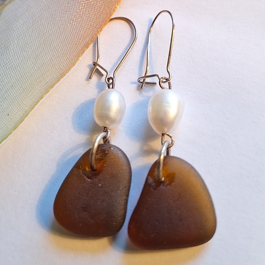 Tobacco and Pearl Seaglass Earrings