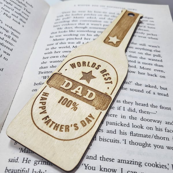 Happy Father's Day engraved wooden bookmark, Unique gift for dad, Book