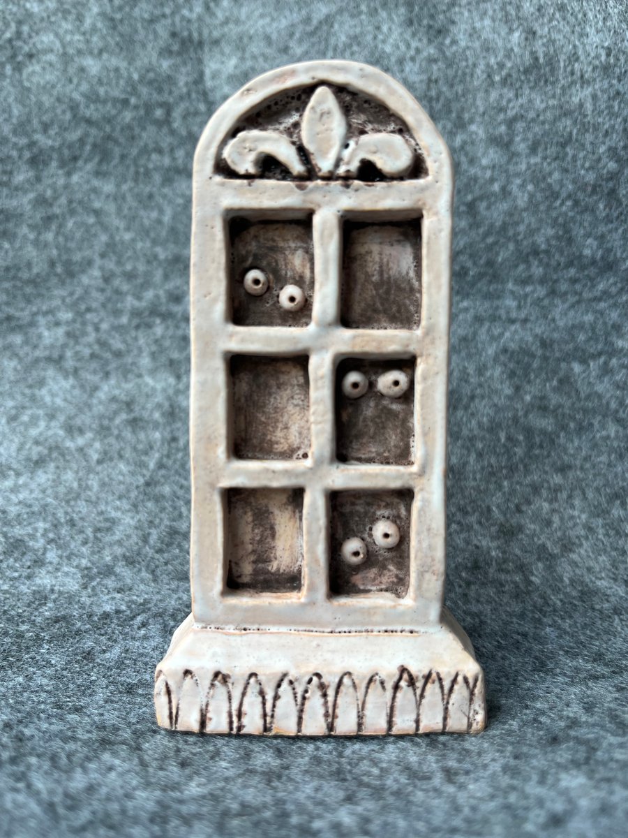 Ceramic Spooky Cute Halloween Window SOLD AS SECOND