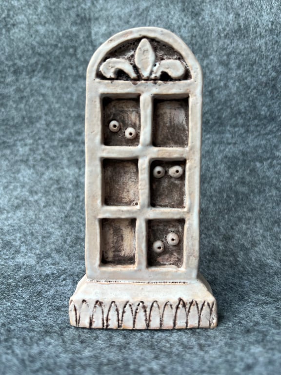 Ceramic Spooky Cute Halloween Window SOLD AS SECOND