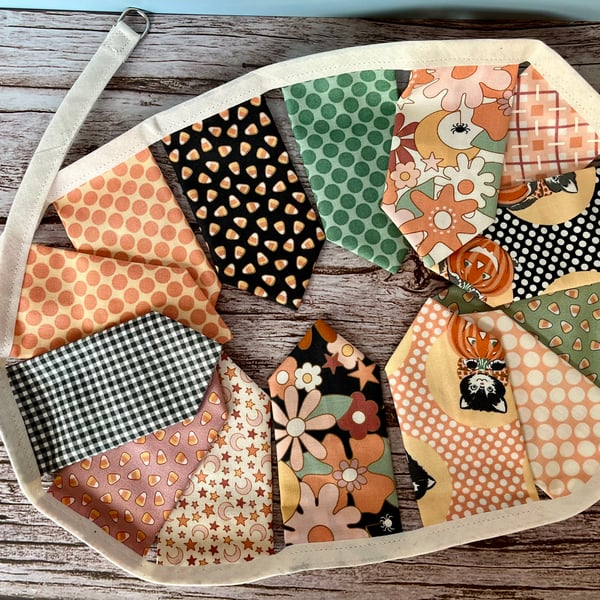 Mini bunting