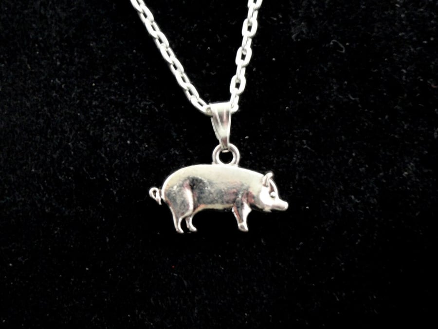 Pig charm necklace