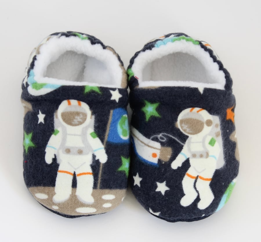 0-3 Months spaceman booties, baby booties, baby shoes, boys shoes.