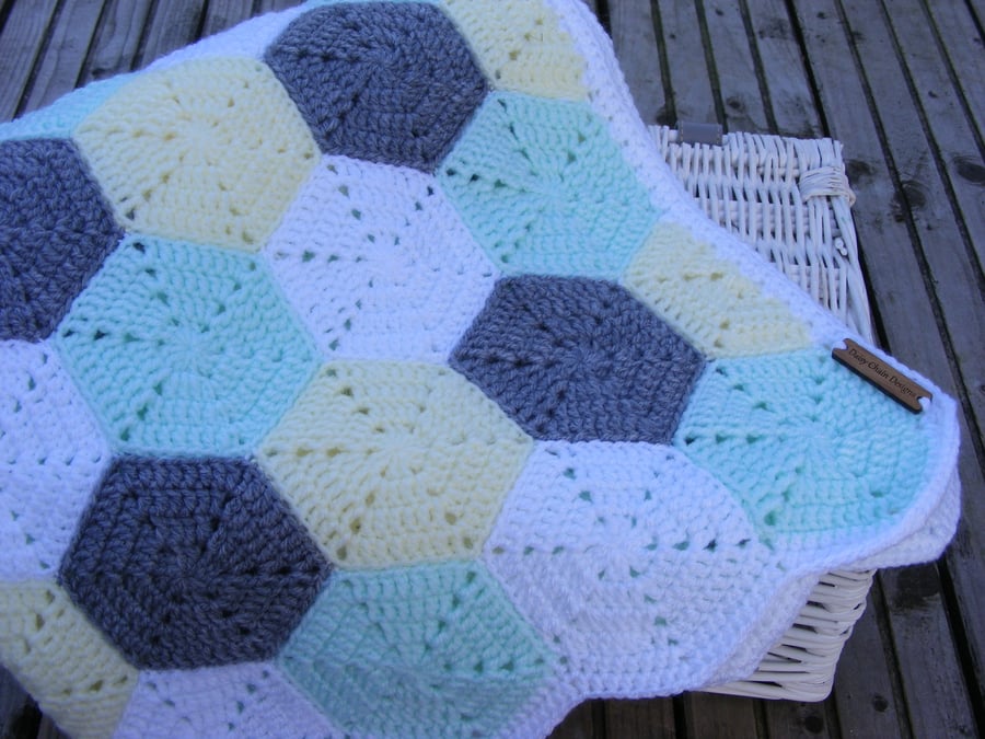 SALE Crochet baby hexagon blanket. 