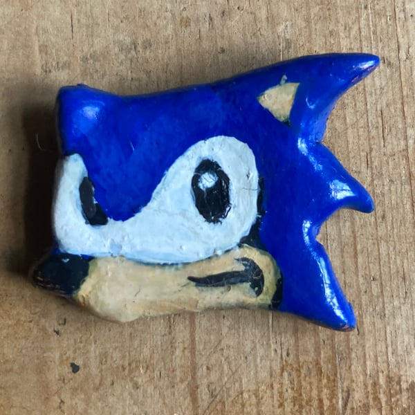 Sonic (fun character magnet)