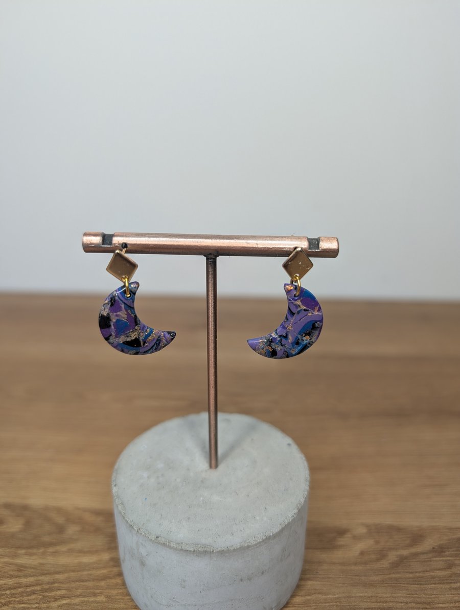 Yzma inspired mini moon earrings gold