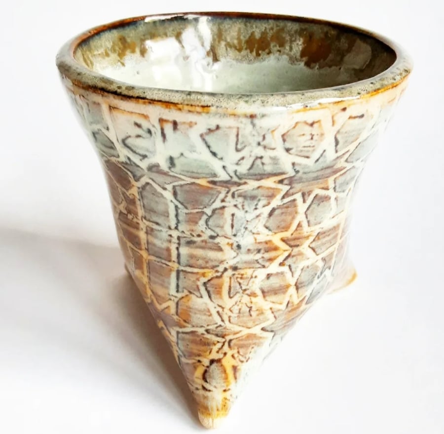 Three Legged Houseplant Holder in Caramel and Coffee Glazes 