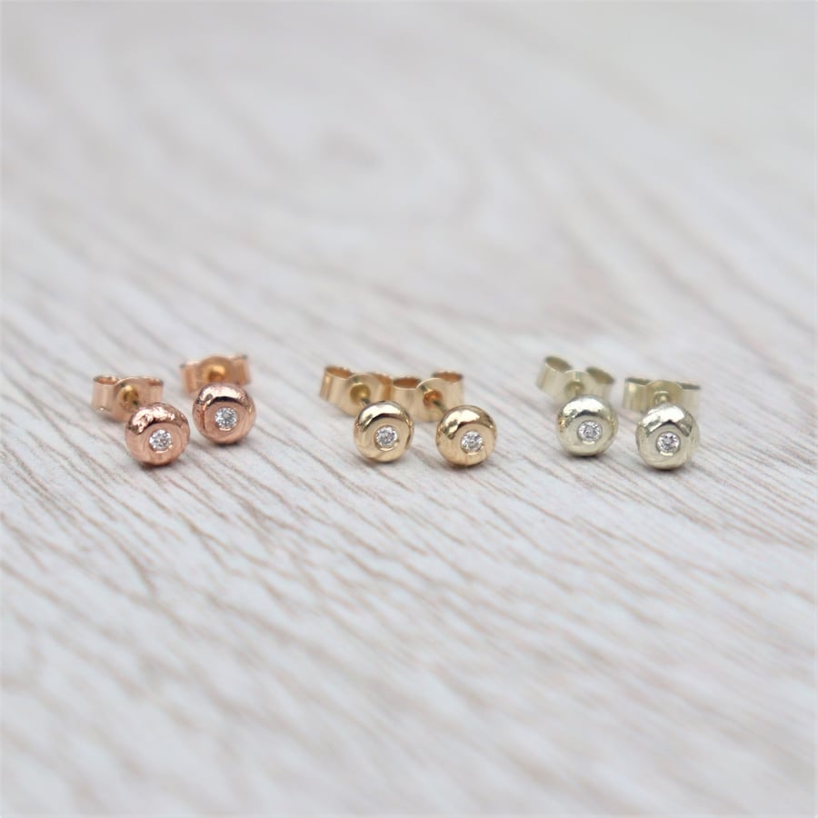 Handmade 9ct yellow, rose or white gold 1.5mm diamond nugget stud earrings