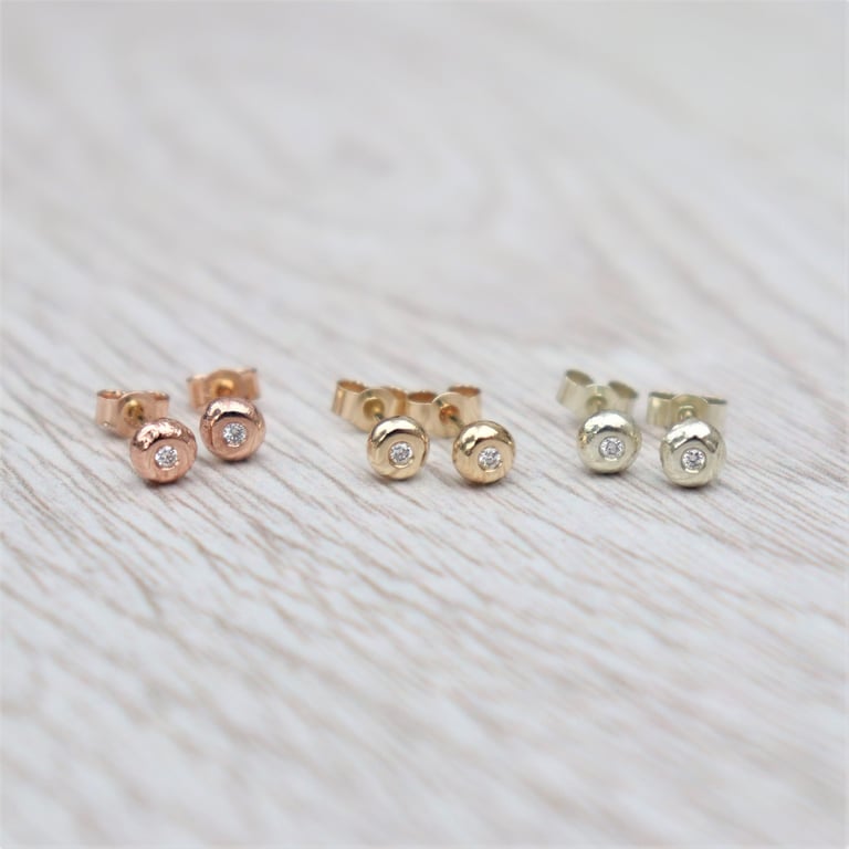 Handmade 9ct yellow, rose or white gold 1.5mm diamond nugget stud earrings