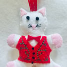 Felt gingerbread cat decoration 