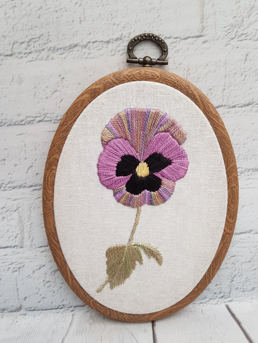 Pansy Embroidery, Pansy Art, Flower Embroidery, Hand Embroidery, Floral Gift, Na