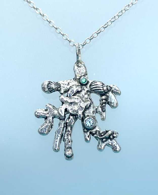 Coral reef pendant in silver
