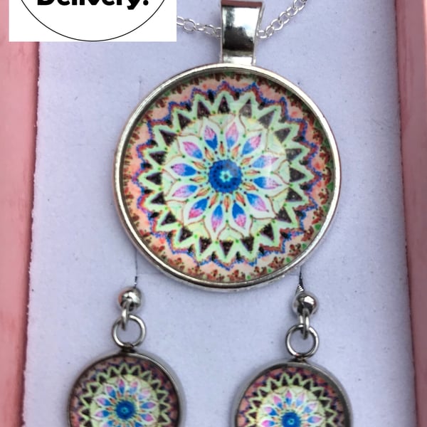 Glass Mosaic Effect Pendant Necklace and Drop Earrings Set - Chrysanthemum